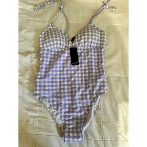 Palisades beach club Violet gingham pattern